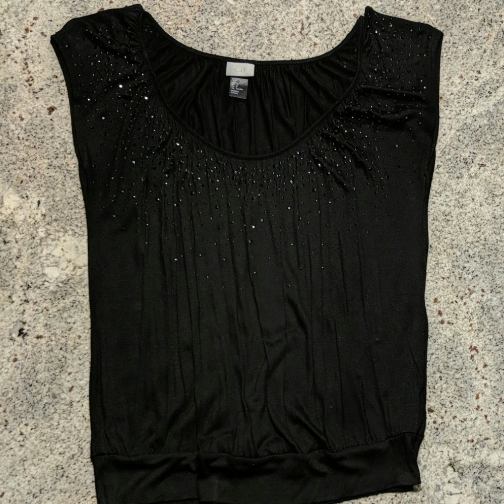 Black Blouse with black Jewels